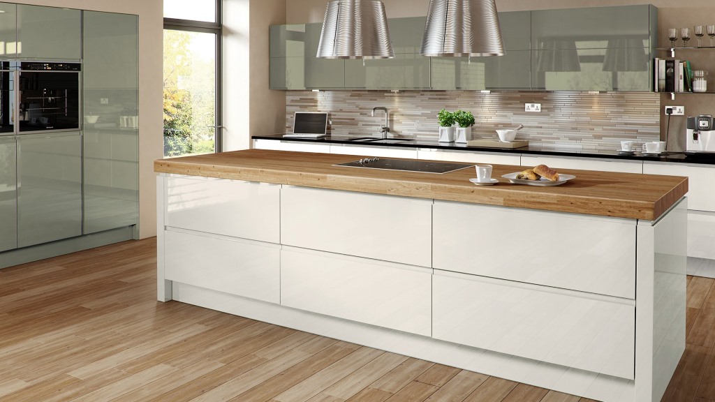 Welford gloss kitchens from Multiwood