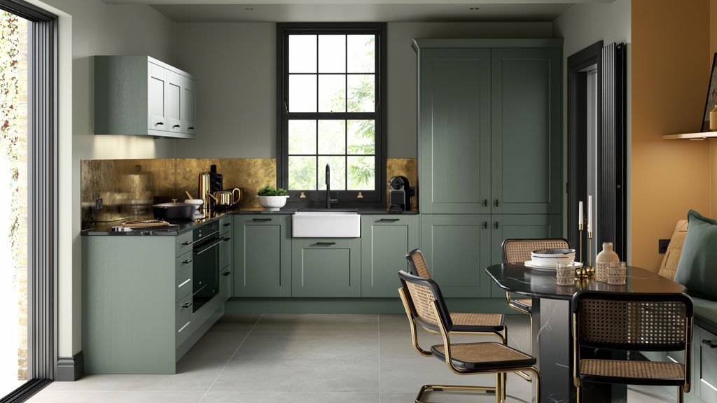 Kitchen Stori / Uform Kensington shaker reed green